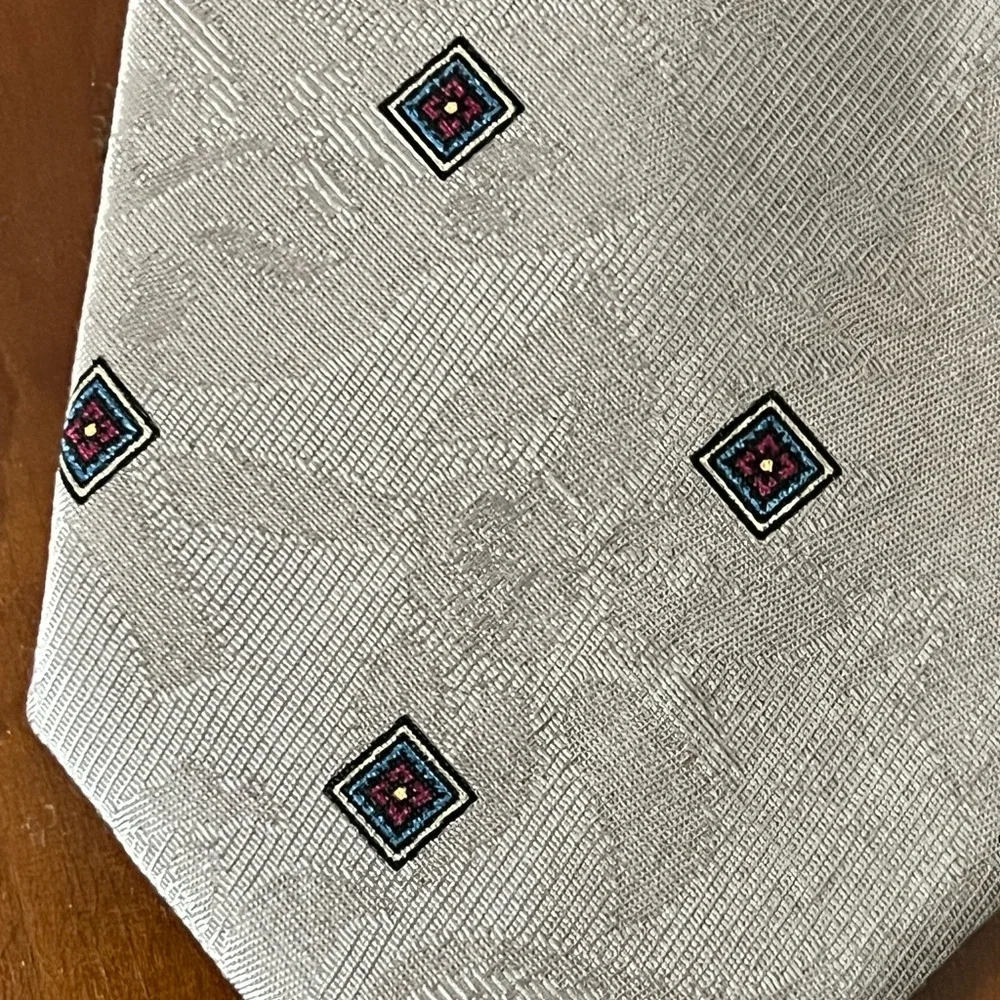 Isaac Zelcer Men’s silk wool necktie